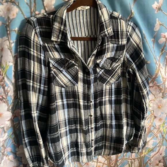 flannel - Picture 1 of 3